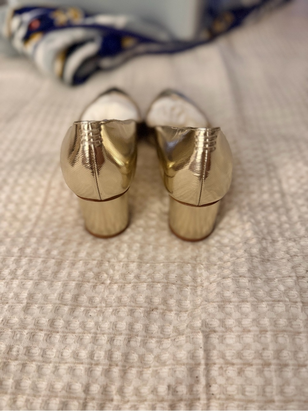 Sarah Flint Gold Pointed-Toe Block Heel Pumps – Size 38 - Picture 4 of 4
